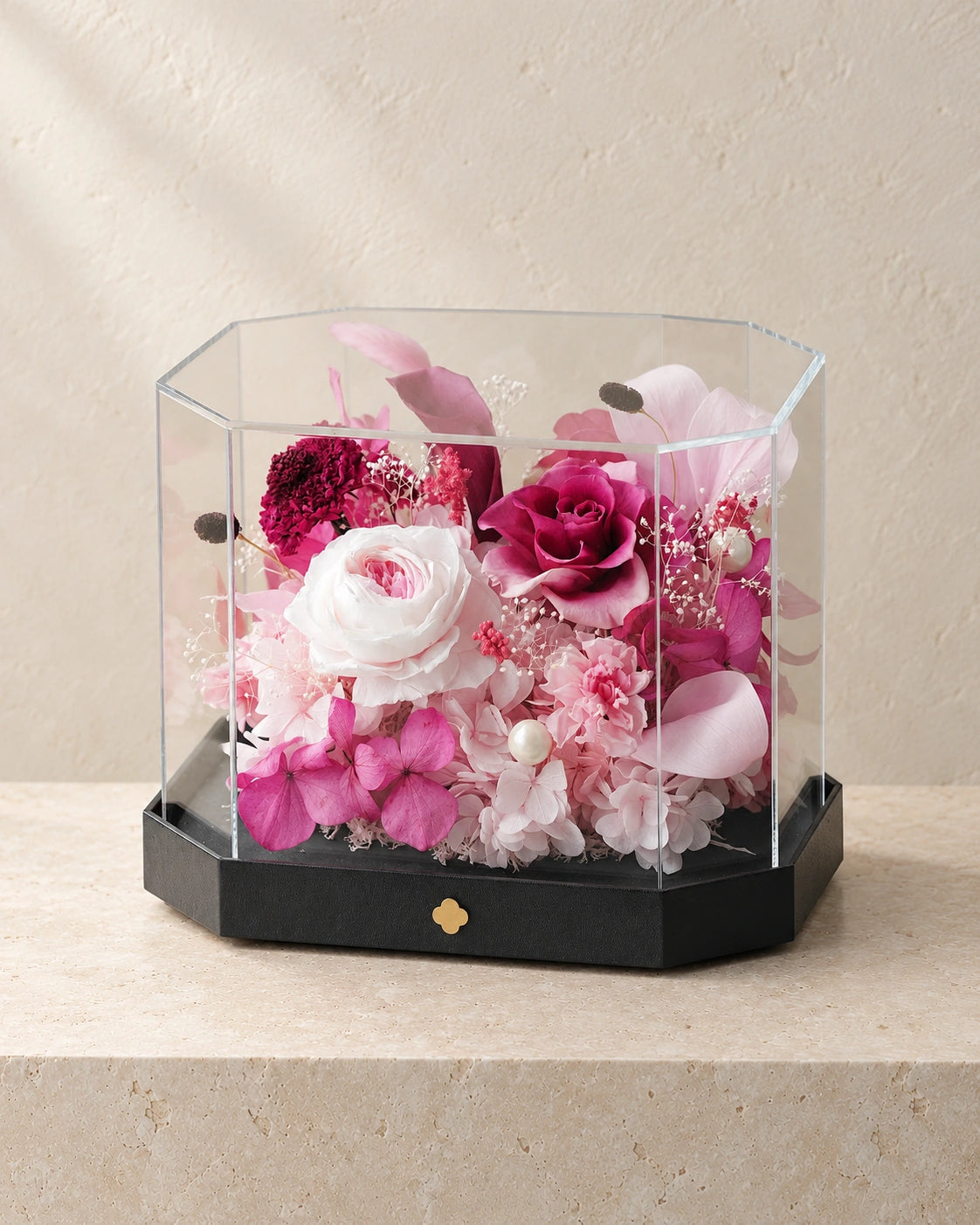 short pink octagonal flower box: complete product