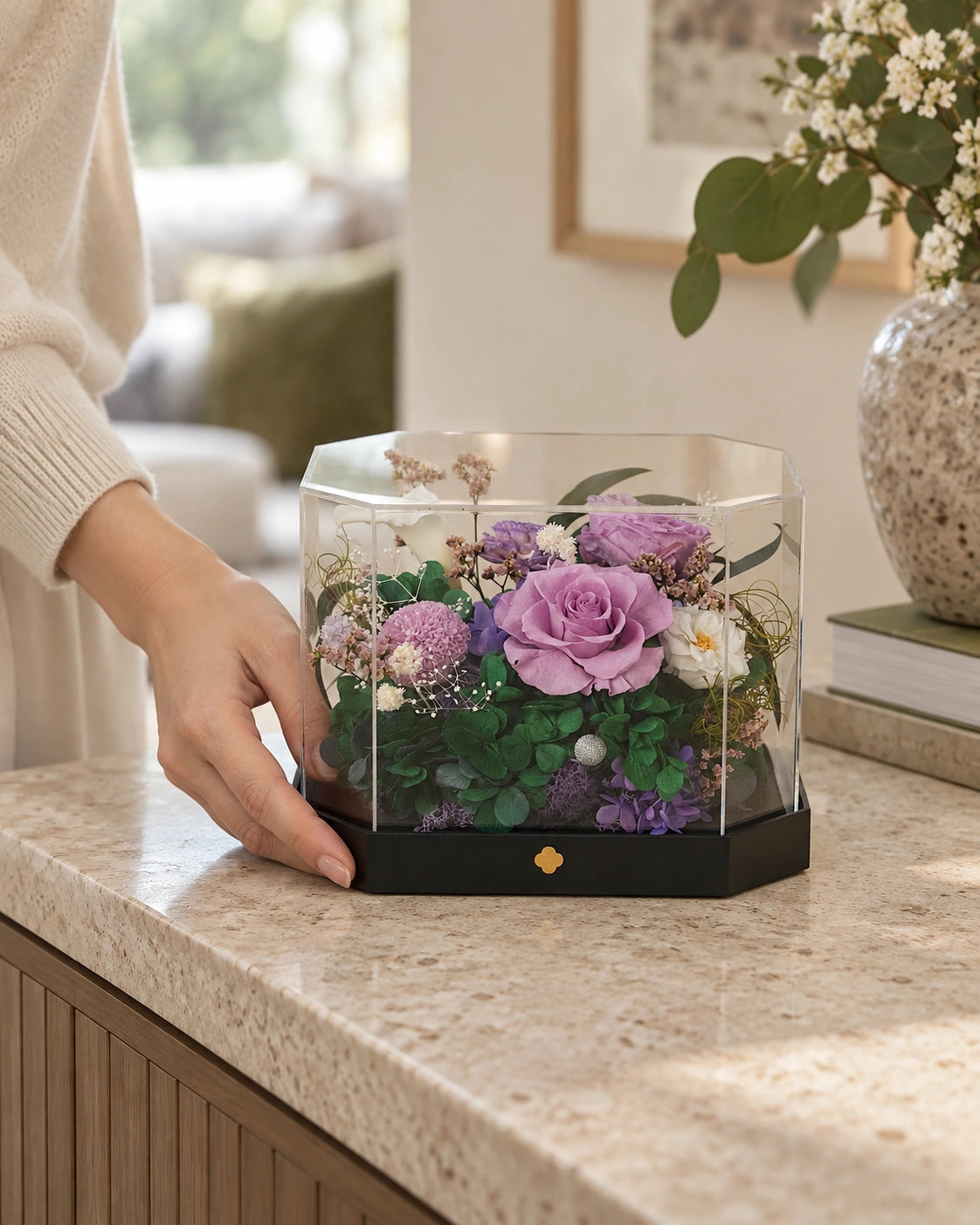short purple octagonal flower box: product detail or setting