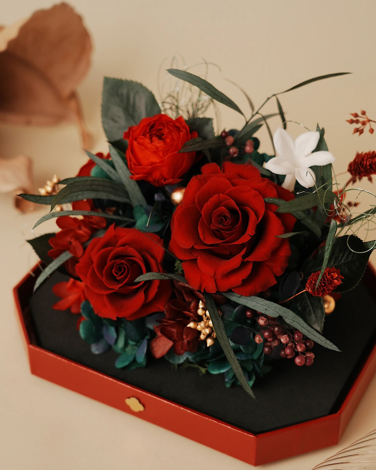 short red octagonal flower box: product detail or setting